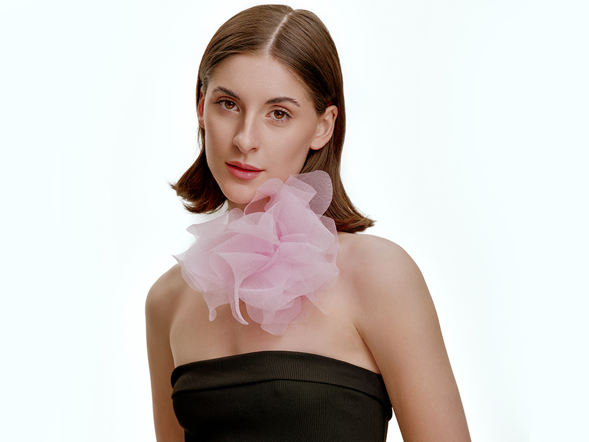 Airy organza flower